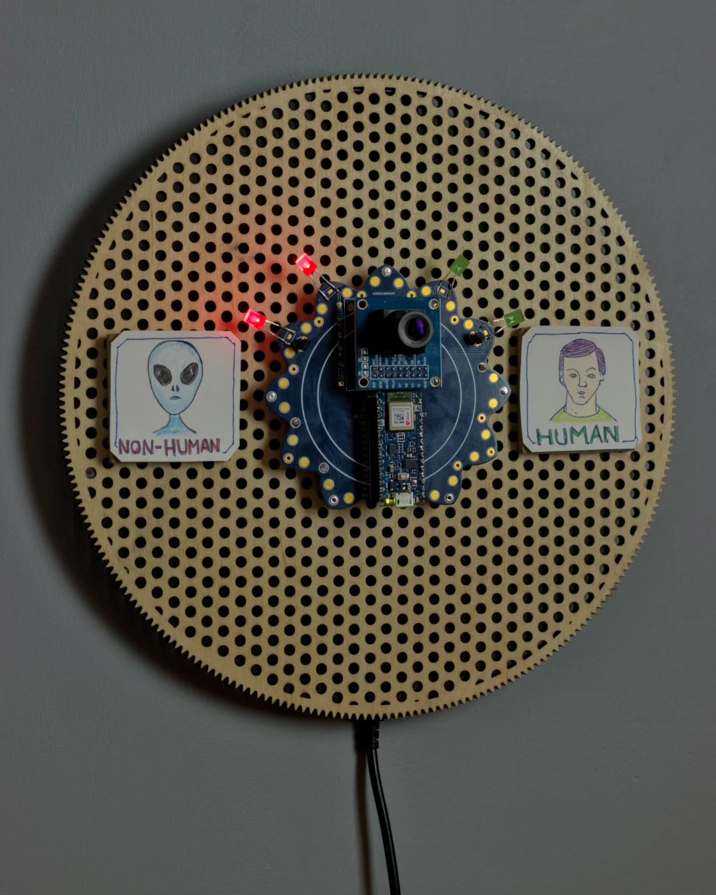 Electronic sculpture